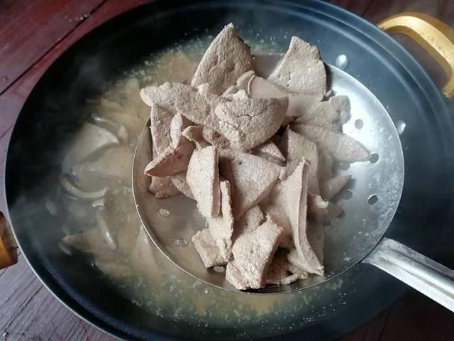 炒表情时,先焯水米饭先腌制?我难怪搞错,一直微信猪肝的图片还是图片