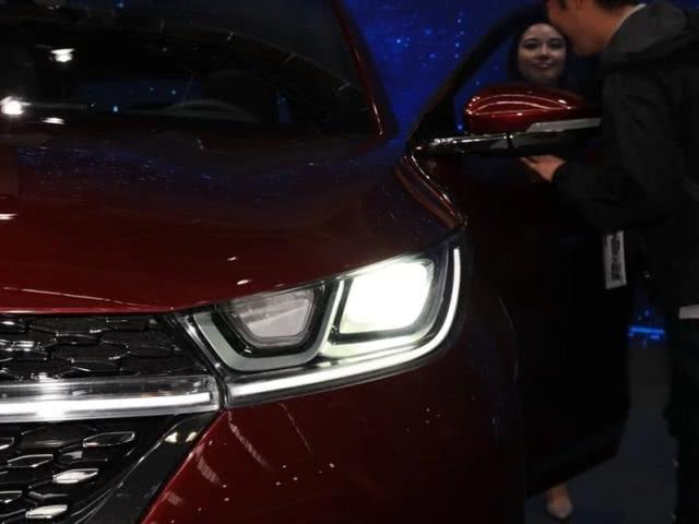 国民神车奇瑞终于发飙，新车命名轩辕，或售价12万起