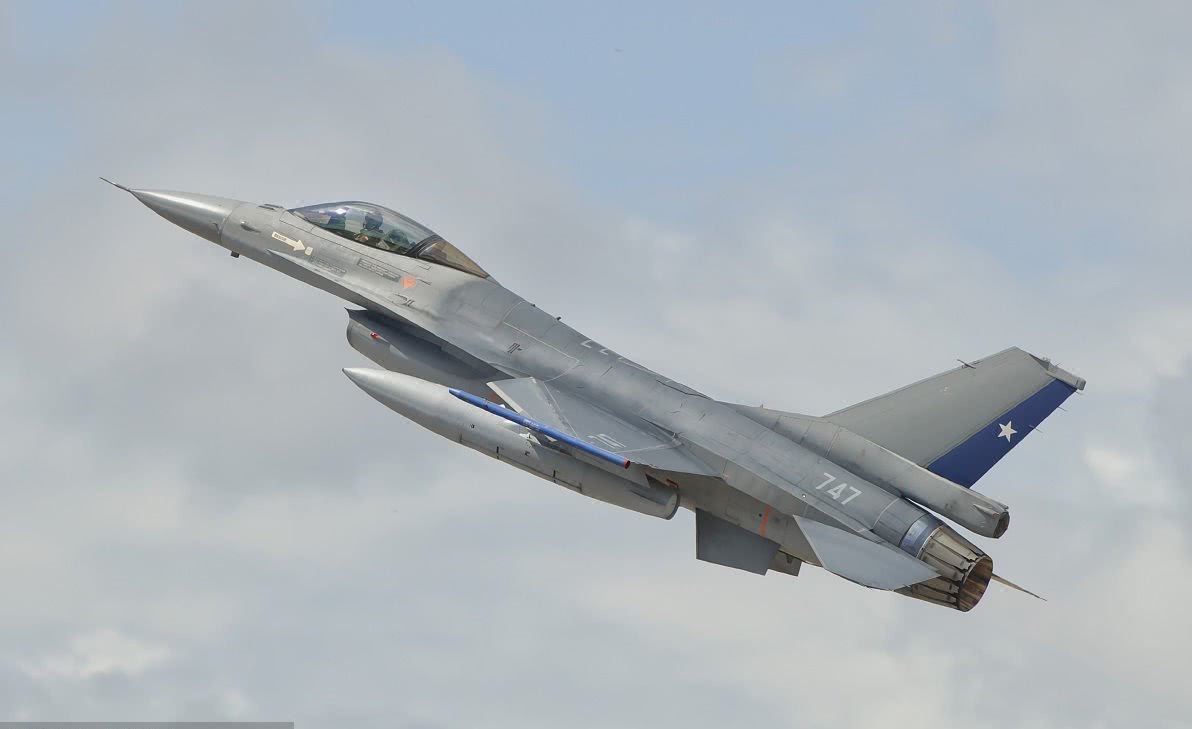 战斗机究竟能飞多高?一直是个问题!