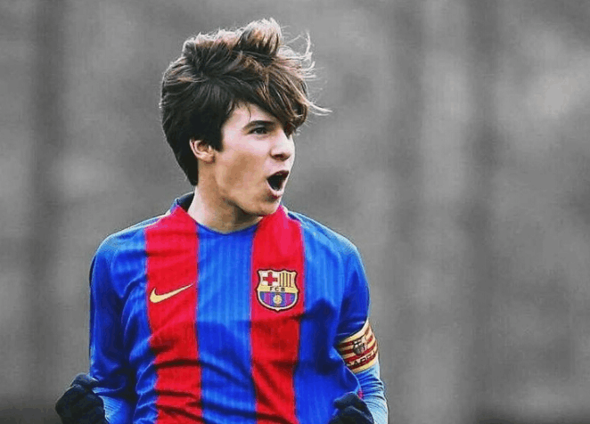 无人敢穿梅西10号球衣?巴萨热身赛藏玄机,小白