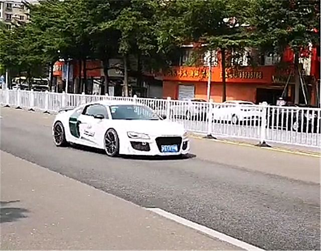 218万奥迪R8现东莞,车牌不带一个“8”,但外观却比88888吸睛!