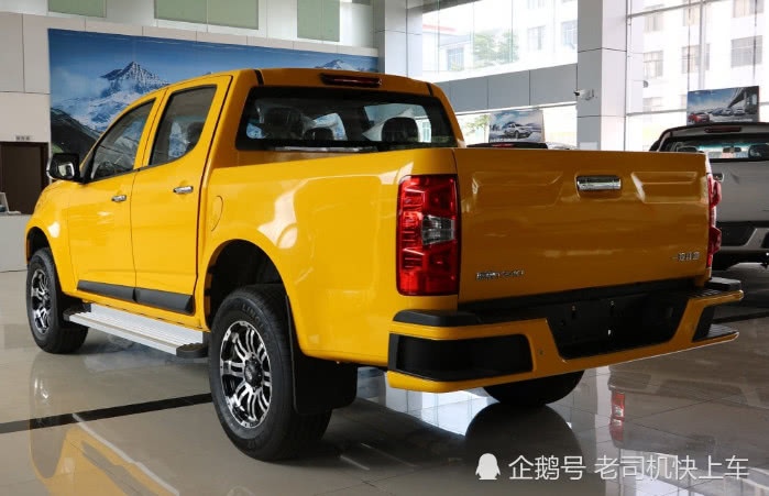 厉害了一汽,这皮卡长达5米6,2.5t 四驱,起售不足11万