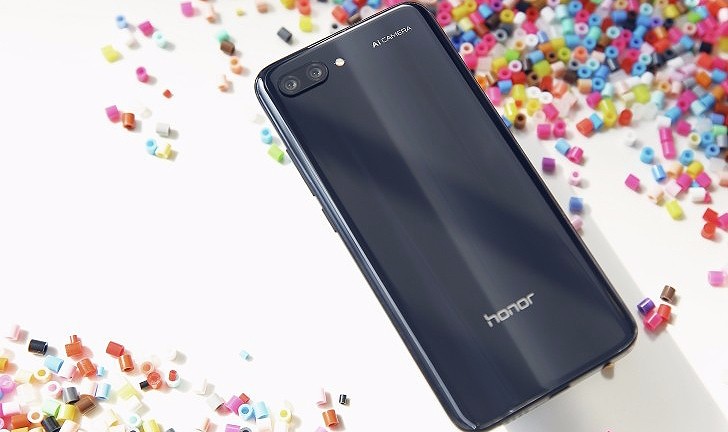 荣耀新机发布,采用突破技术,余承东亲临现场