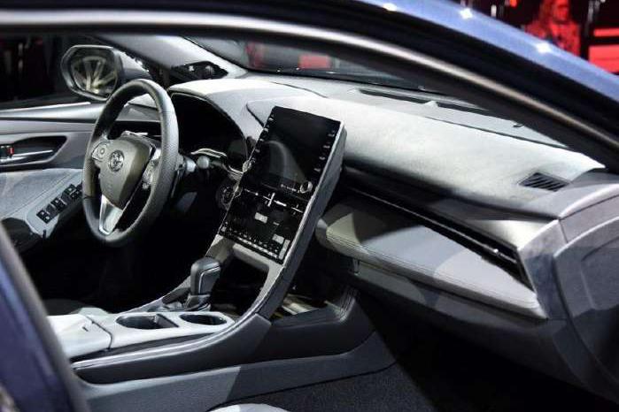 活活被丰田玩死的神车, 当初力压奥迪A6,现22万却没人要或将停产