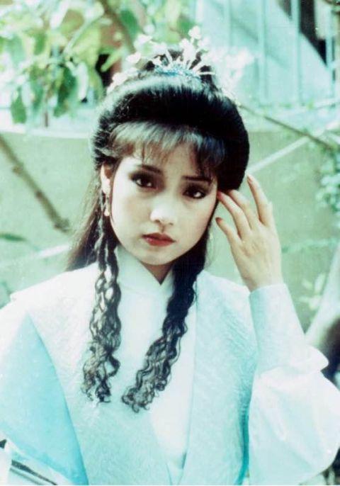 和老公相恋8年结婚28年 如今儿女双全成赢家
