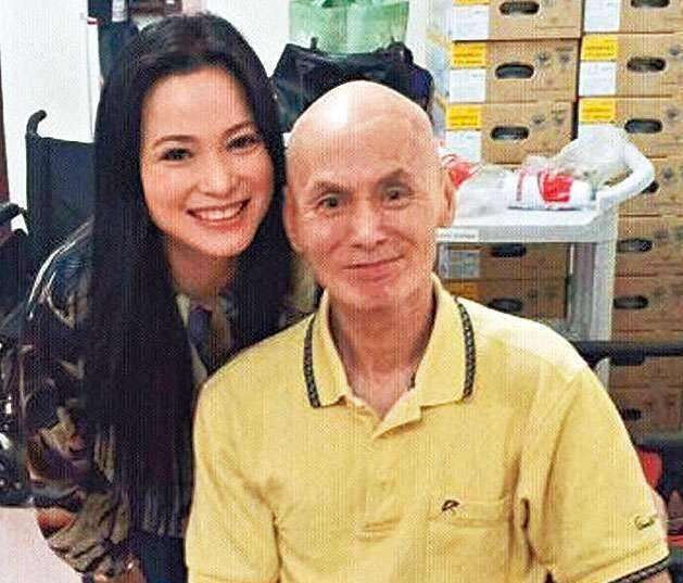 刘家辉瘫痪, 妻女无一人看望, 只有她至今未婚陪着他