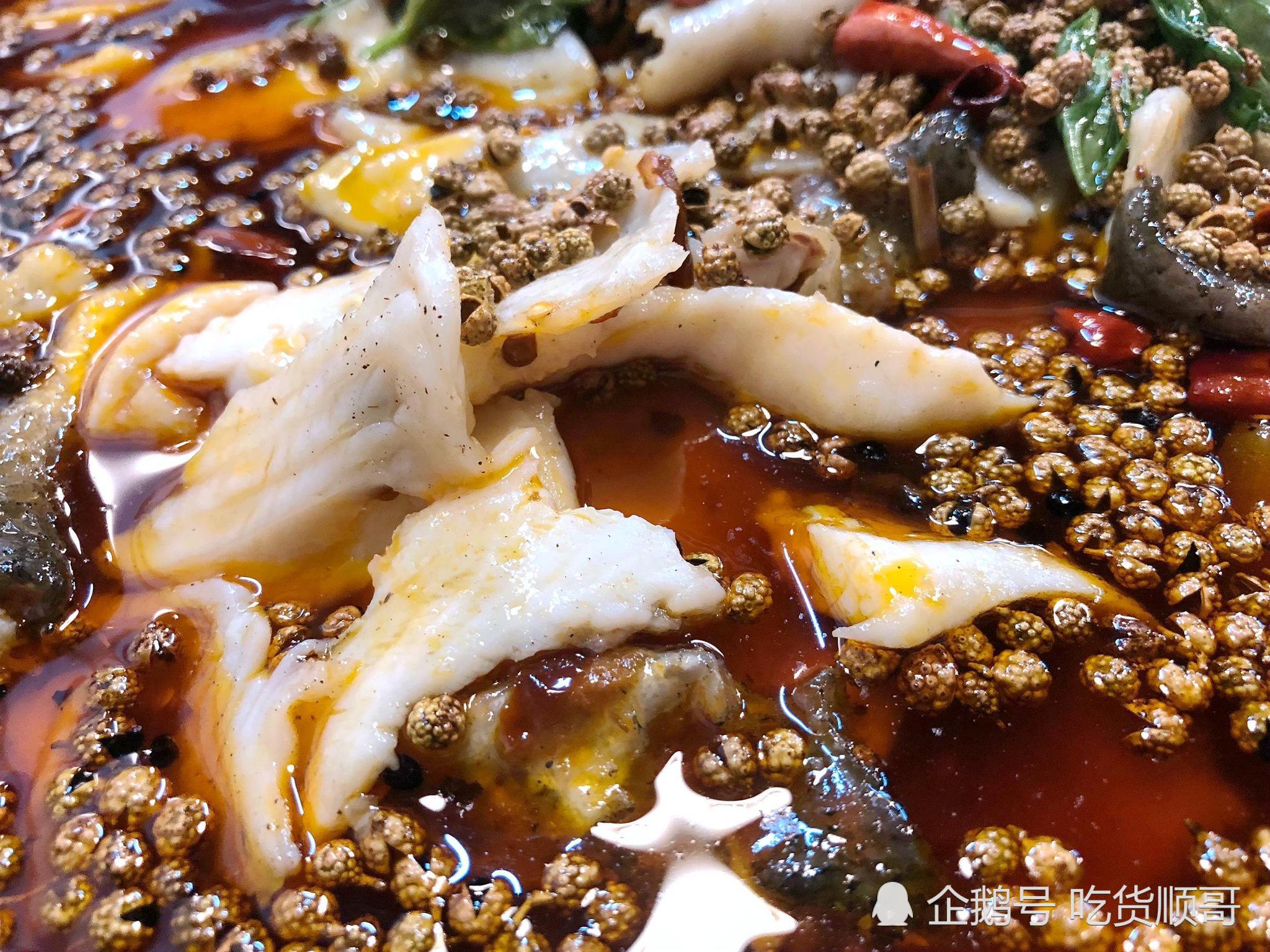 重庆风味的椒麻鱼,麻得你嘴皮不晓得辣
