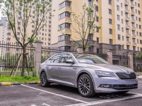 德系最良心的一款B级车售价跌破13万