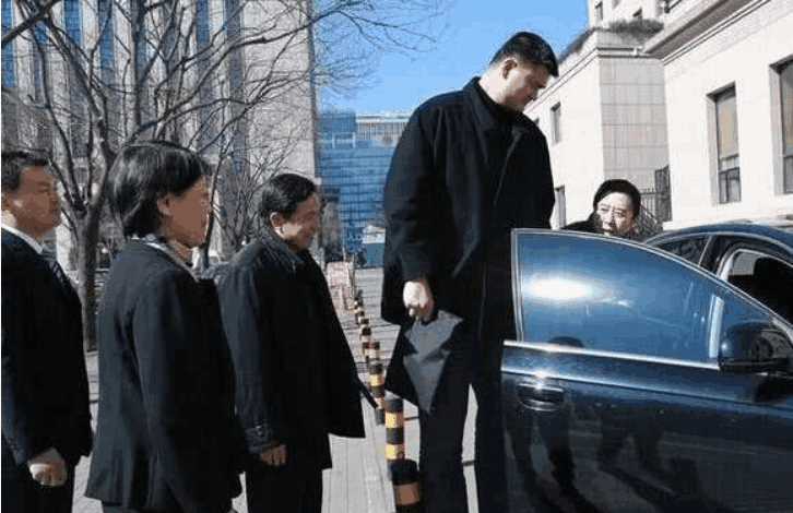 6亿丰田代言, 自己却开日系车, 姚明说出实情让人感到心疼