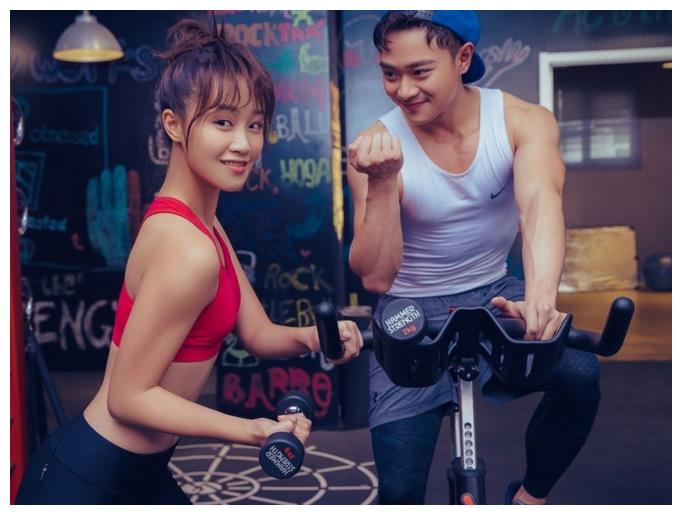 蓝盈莹曹俊分手:忙,才是感情最大的杀手图片