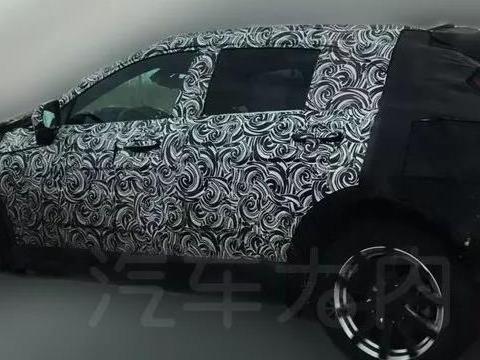 18豪华紧凑SUV三侠—上汽通用凯迪拉克XT4