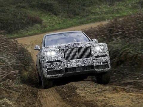 劳斯莱斯公布首款SUV的中文名，网友开启恶搞模式