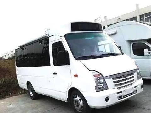 快看，五菱出神车了，全国同类型最低价，洗澡睡觉一应俱全！