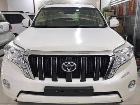 17款丰田霸道4000中东版   现车秒抢  不然  价格上涨