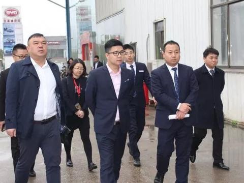 记比亚迪汽车销售总经理赵长江先生一行调研华中市场