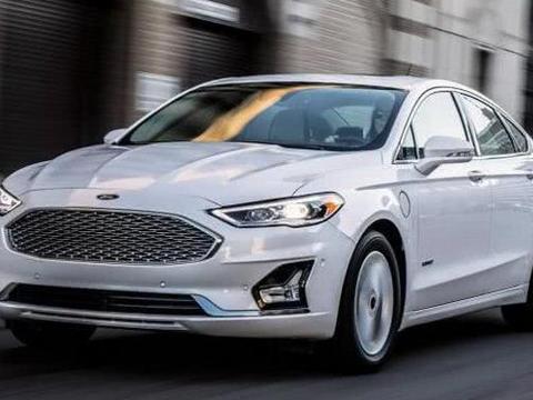 福特新款蒙迪欧精彩抢先看，配置大升级，增加多项安全系统