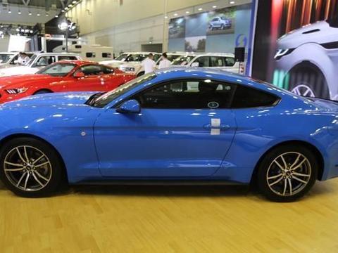 平民跑车别只盯着思域看，这辆车颜值动力操控样样胜过它!