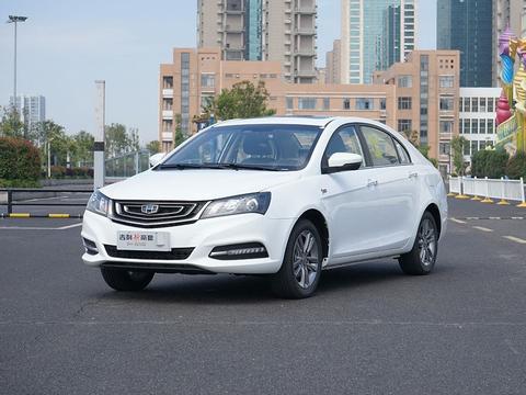 这款国产轿车敢于和合资车较量，就连本田思域都不是对手！！