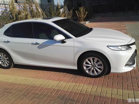 凯美瑞泥浆门后车窗又有水渍