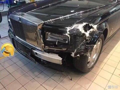 劳斯莱斯幻影撞车后送去维修，4S店的报价让网友表示开眼界了