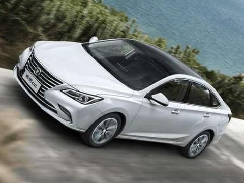 上市前不被看好，10天就卖5000多台，顶配不到14万吊打合资