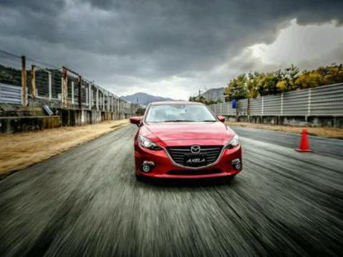 能靠外观取胜的车型 马自达3昂克赛拉年轻人的选择