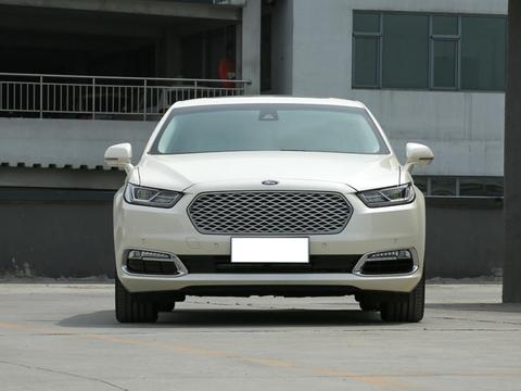 曾是迈腾劲敌，叫板奥迪A6，如今销量暴跌，再降7万，仍卖不动