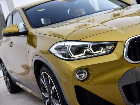 造型比奔驰GLA好看十倍，配鸡腿换挡杆，不到30万直接放弃Q3