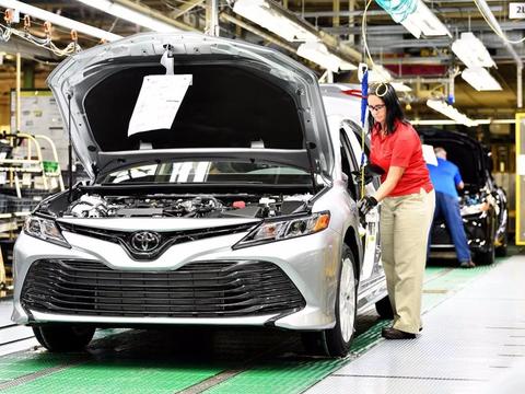 2018款丰田凯美瑞刚上市没多久就要召回？这一次还是刹车问题