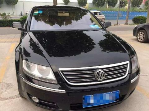 十年前花267万买大众辉腾, 如今60万没人买, 12缸依旧很牛