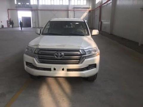 18 款丰田酷路泽 4000 高配版越野出行必备！