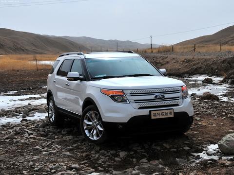 刚买普拉多就后悔！这款大7座＋V6发动机，30万起叫板大众途昂！