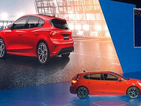 昨天，第四代福克斯于重庆全球首发