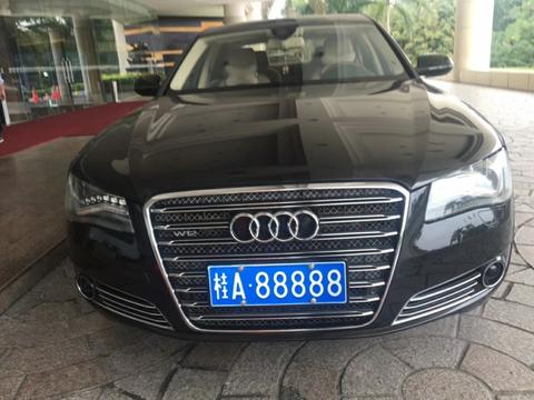 桂A88888，估值150万的车牌号，车主只挂奥迪车上