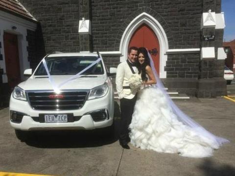 国外婚礼用车竟然是它？真真给中国品牌长脸了