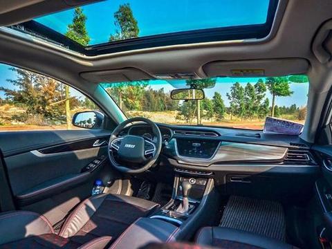 海马福美来新车型内饰曝光 北京车展发布