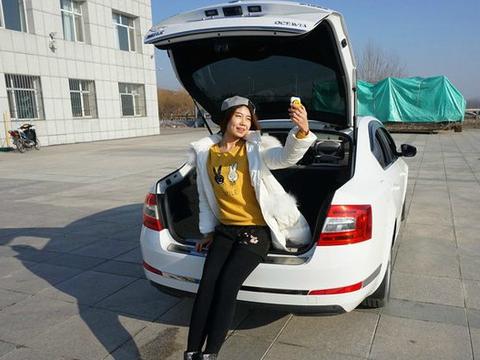 爱自拍的表妹和她的明锐