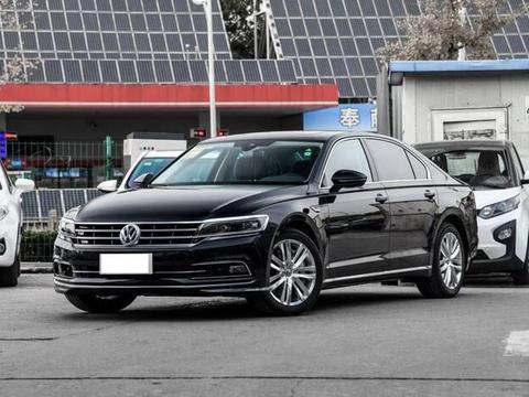 对标宝马5系，变形版奥迪A6，V6四驱，25万起买啥奔驰E级