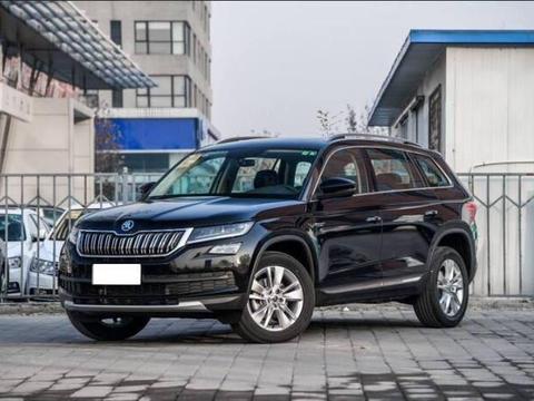 它靠“脸”上位！颜值完虐5008，2.0T吊打途观