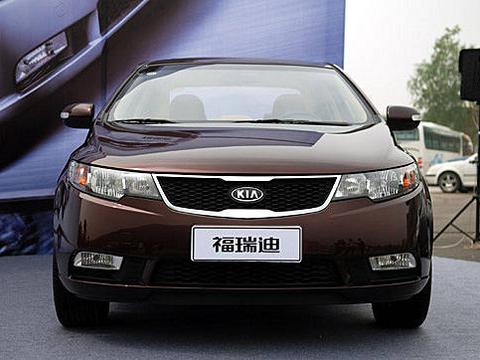 10万预算买什么车？1.6L＋6速变速箱，颜值超高，还买什么捷达！