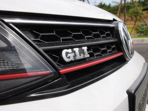 捷达敢卖20多万？原来是高性能版捷达GLI