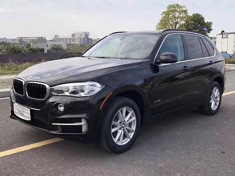 宝马X5应该是国内保有量最多的奢华SUV之一