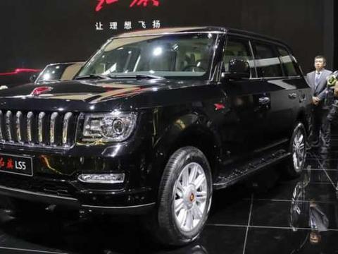 国产SUV真涨脸！车身被17条龙围住，霸气秒杀路虎！