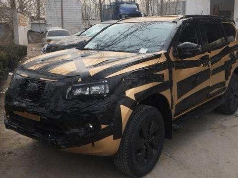 日产帕拉丁终于改款升级，车身4米9，17万起售还买啥普拉多