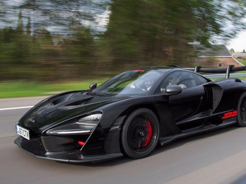 这台超跑运输费10万，只能在车展上看看，国内没配额