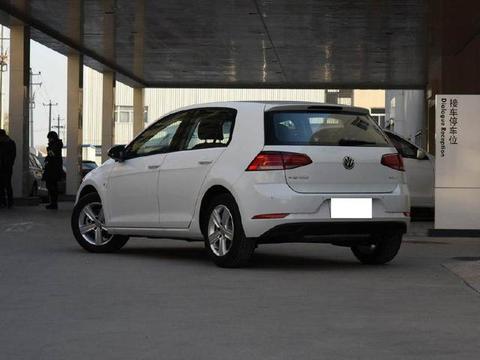 高尔夫凭借着不错的驾驶稳定性和操纵感确实带来了不少的市场销量