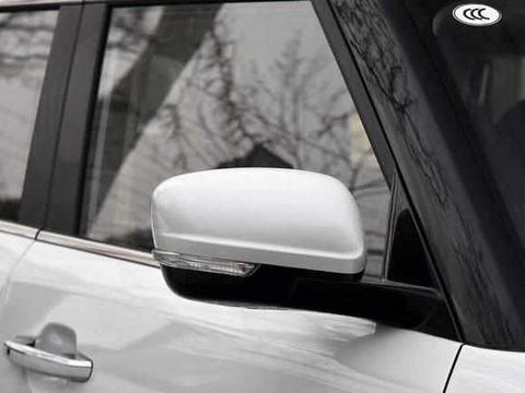 路虎外形、奥迪Q7的名称、三菱发动机，卖9万多，你会买账吗？