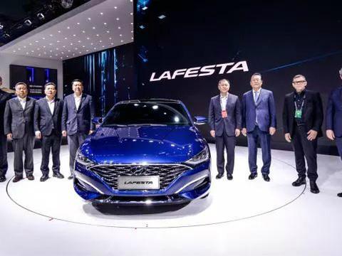 现代终于看懂中国市场，新车比思域帅10倍，只卖11万必成爆款