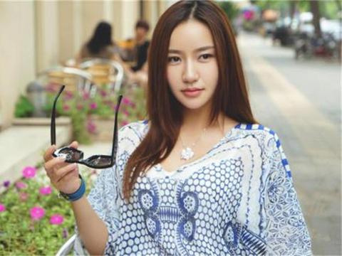 曾和郭富城演绎荧幕情侣，却差点成张国立儿媳，今开跑车亏损8亿