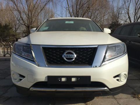 中东Pathfinder探路者17款3.5四驱七座